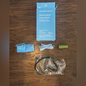 NEW Wonder  Family Retractable Dog Leash Set for medium dogs up to 44 lbs